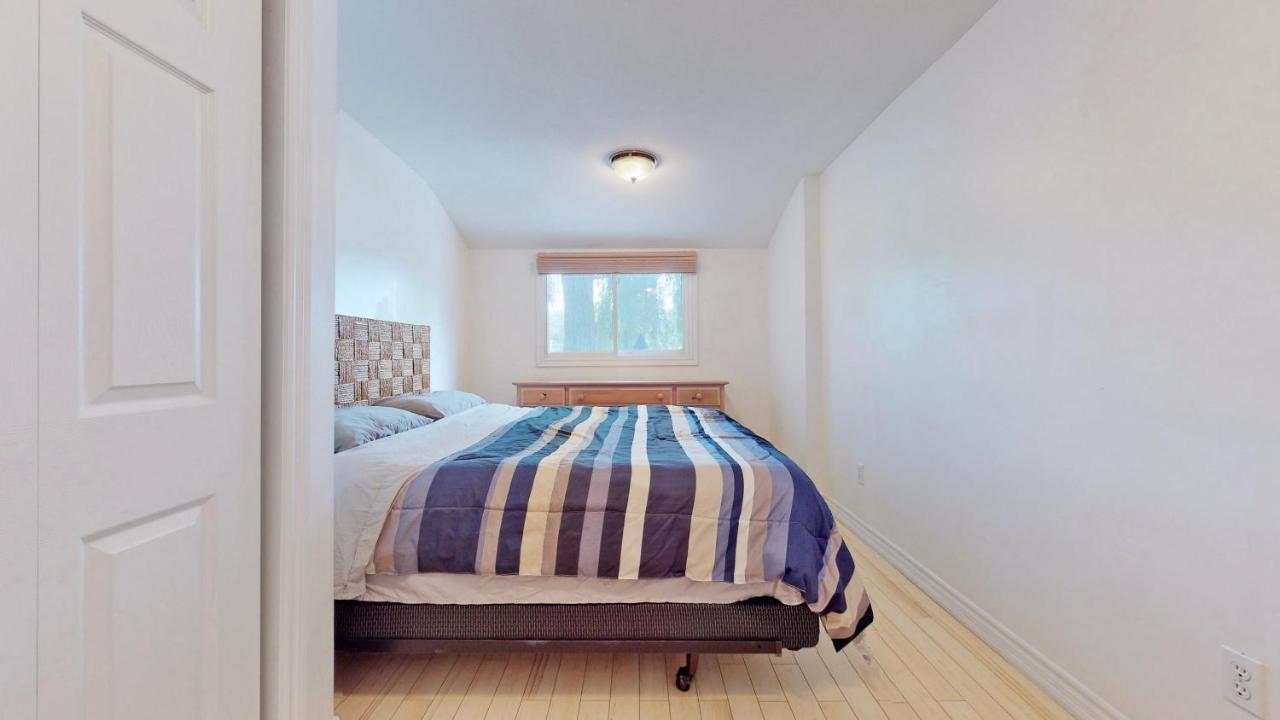 Main Beach River Retreat - Wasaga Beach 1 - Main Strip - 95 Mosley St Esterno foto