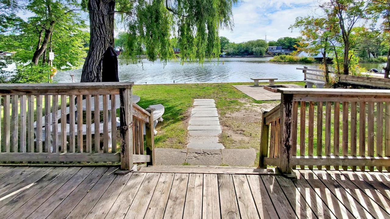 Main Beach River Retreat - Wasaga Beach 1 - Main Strip - 95 Mosley St Esterno foto