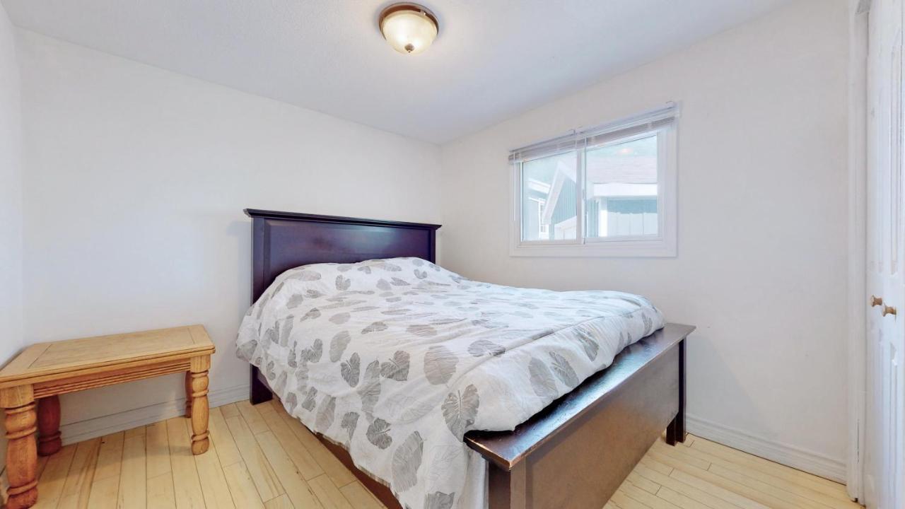Main Beach River Retreat - Wasaga Beach 1 - Main Strip - 95 Mosley St Esterno foto