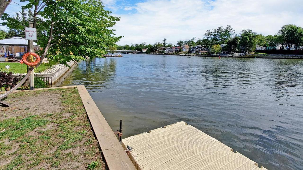 Main Beach River Retreat - Wasaga Beach 1 - Main Strip - 95 Mosley St Esterno foto