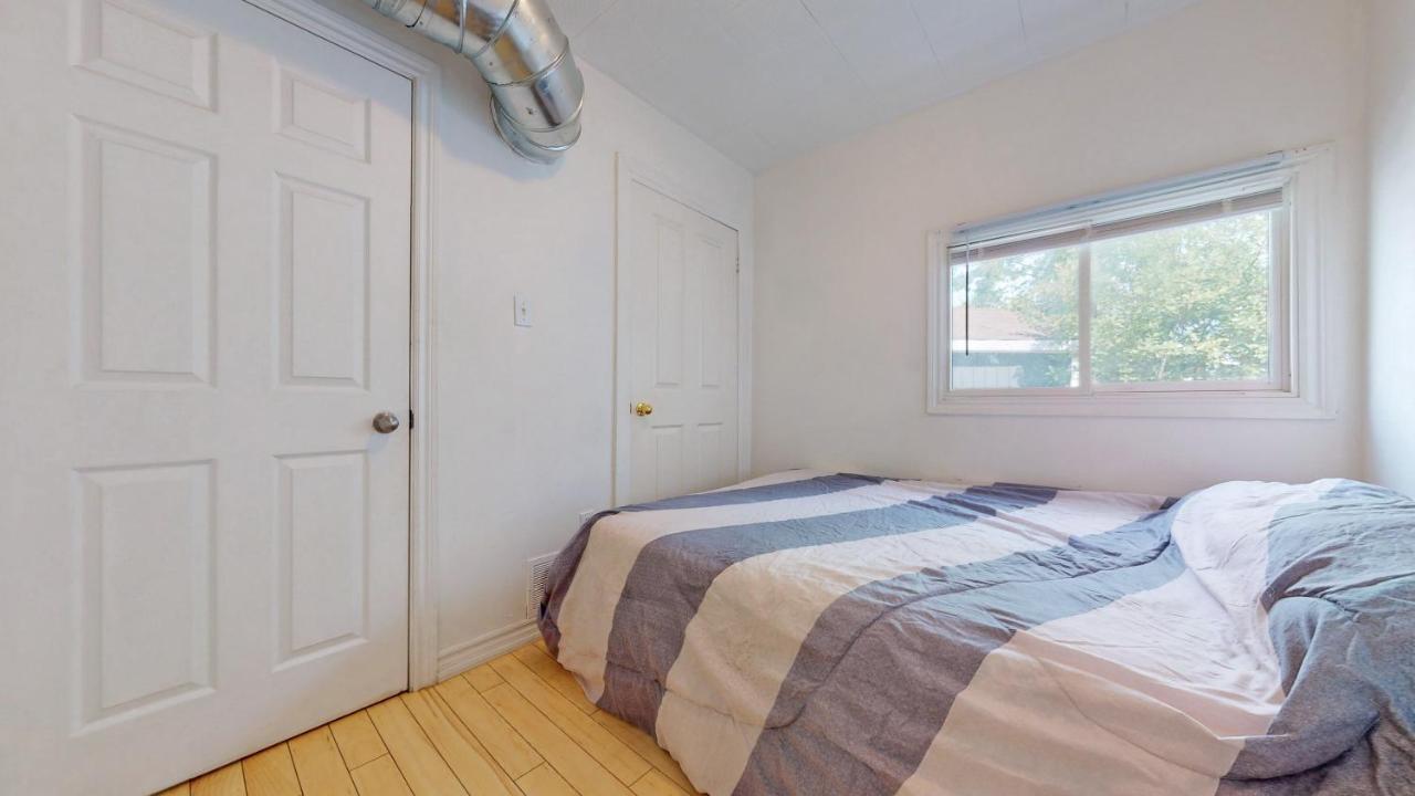 Main Beach River Retreat - Wasaga Beach 1 - Main Strip - 95 Mosley St Esterno foto