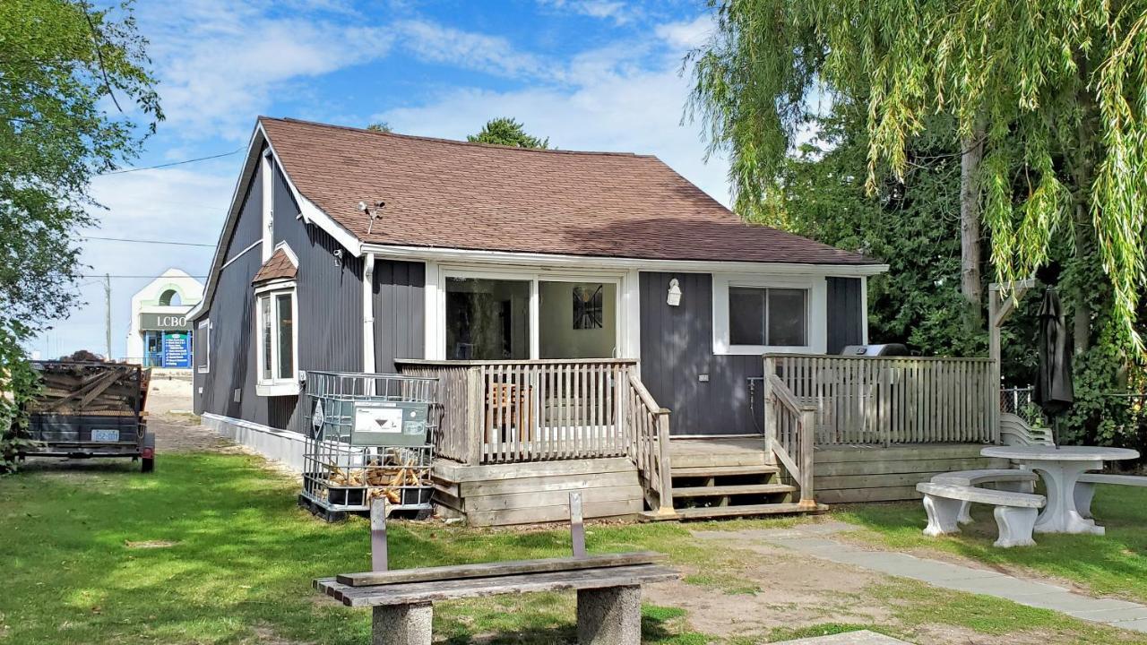 Main Beach River Retreat - Wasaga Beach 1 - Main Strip - 95 Mosley St Esterno foto